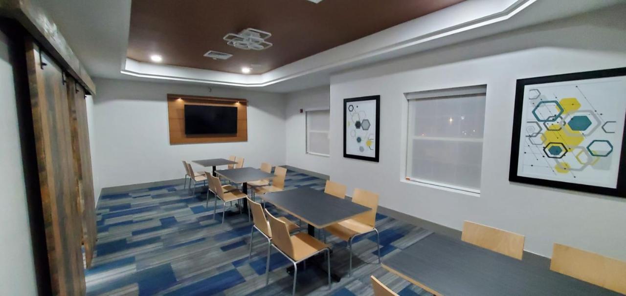 Holiday Inn Express & Suites Williamsburg By Ihg Exteriér fotografie