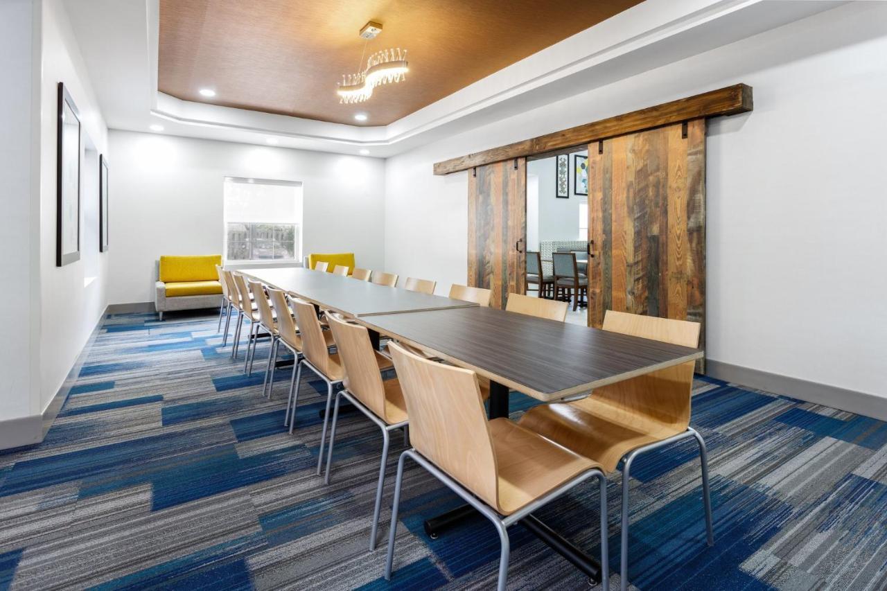 Holiday Inn Express & Suites Williamsburg By Ihg Exteriér fotografie