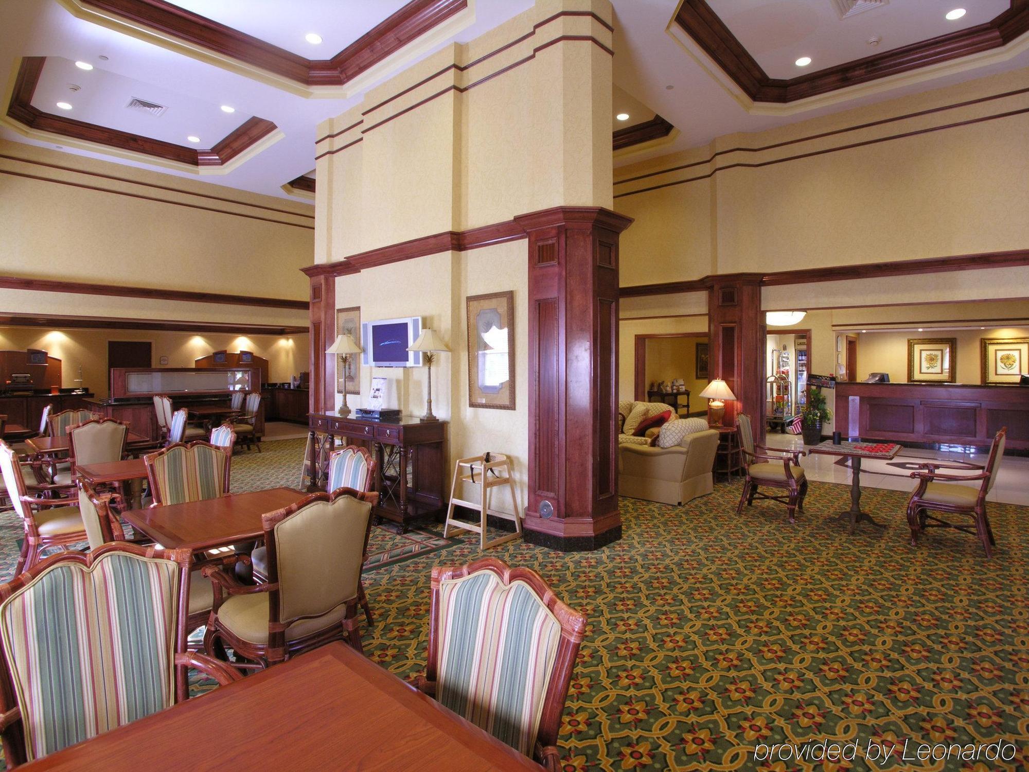 Holiday Inn Express & Suites Williamsburg By Ihg Restaurace fotografie