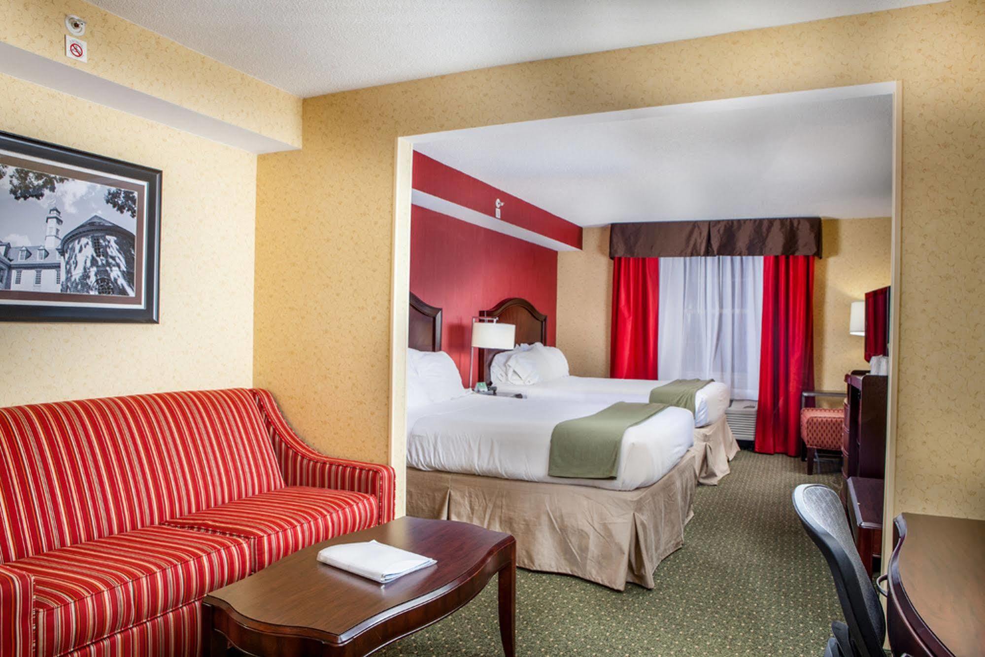 Holiday Inn Express & Suites Williamsburg By Ihg Exteriér fotografie